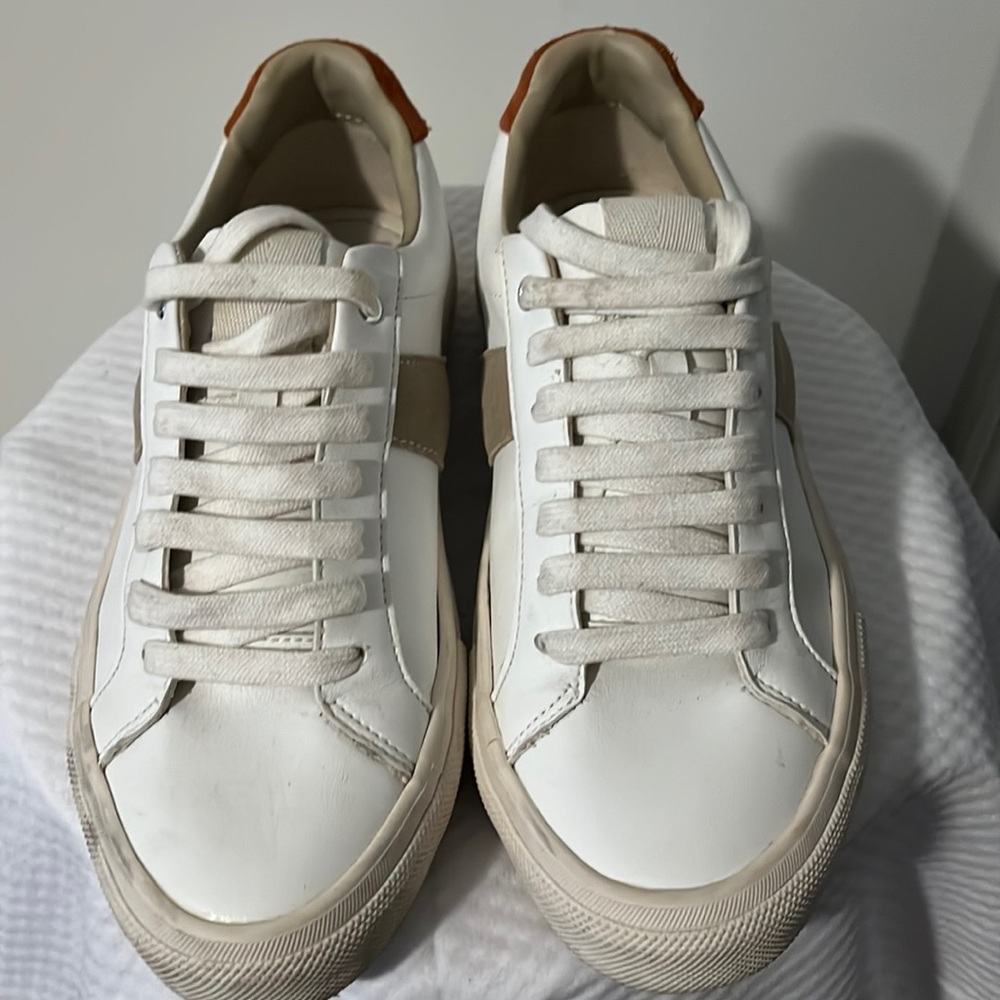 Zara men leather sneakers, colors white, tan & rust. Size 6 men. Worn.